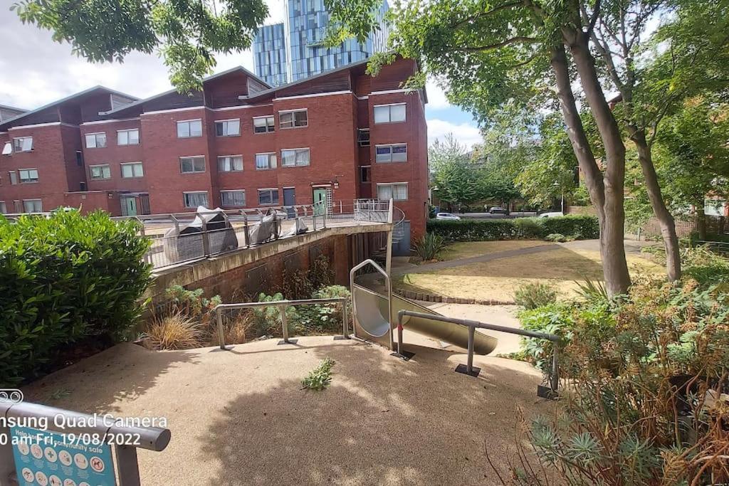Central Apartment, Kings Cross 6 Mins Walk Londres Extérieur photo